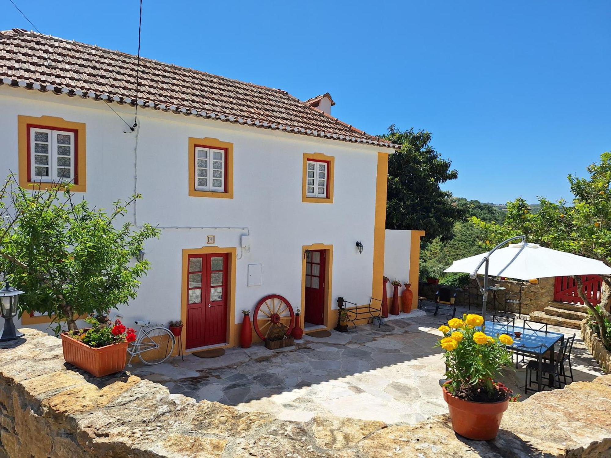 Casa Das Janelinhas - Cottage Near Sintra, Mafra, Ericeira المظهر الخارجي الصورة